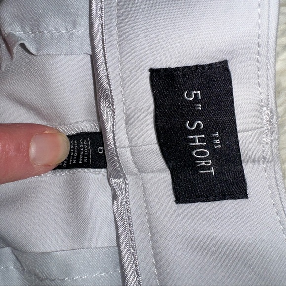 White House Black Market dress shorts - Picture 7 of 9